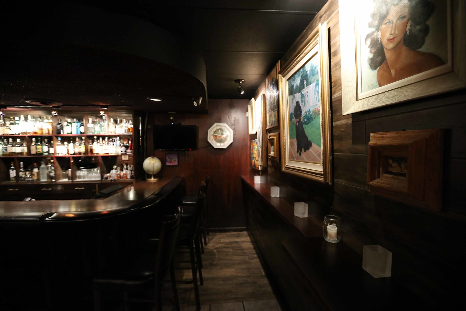 MNM Locations uploads 978 Old School Bar